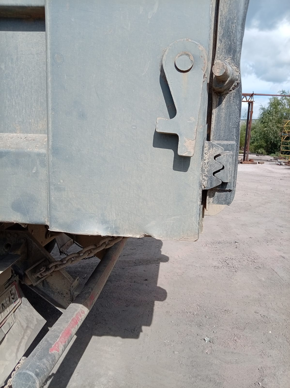 Shacman (Shaanxi) SX* 8x4 Самосвал SX33186T366 (Дизельный, 11,6 л, 369 л.с., МТ)