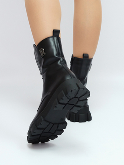 Ботинки женские