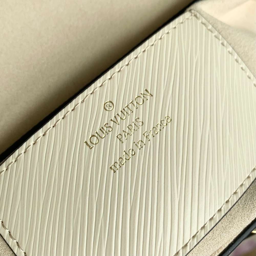 Louis Vuitton Twist MM
