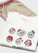 спортивный костюм с футболкой