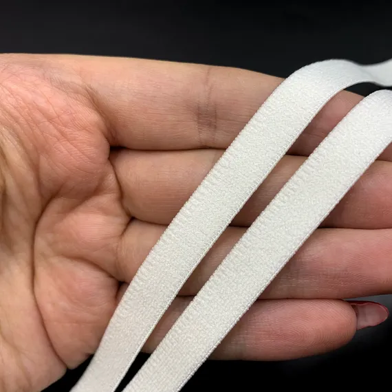 Резинка отделочная молочная 10 мм (цв. 004), 628/10