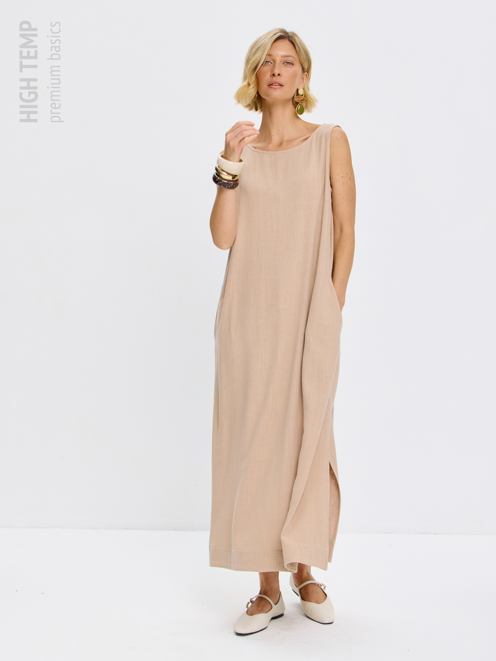 Льняной сарафан макси с карманами