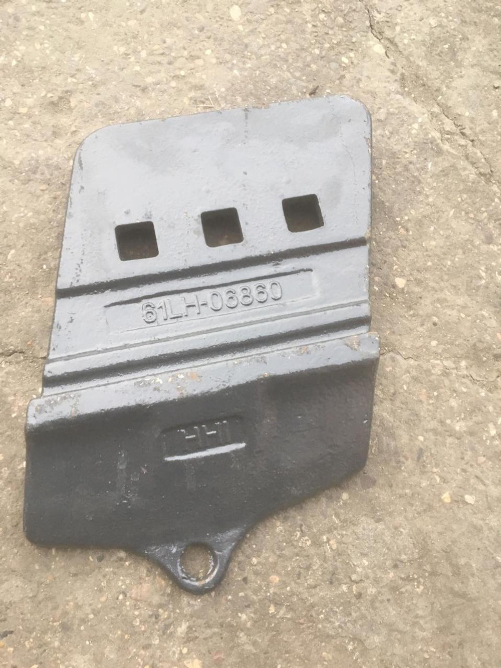 Межзубьевая защита боковая 61LH-06860