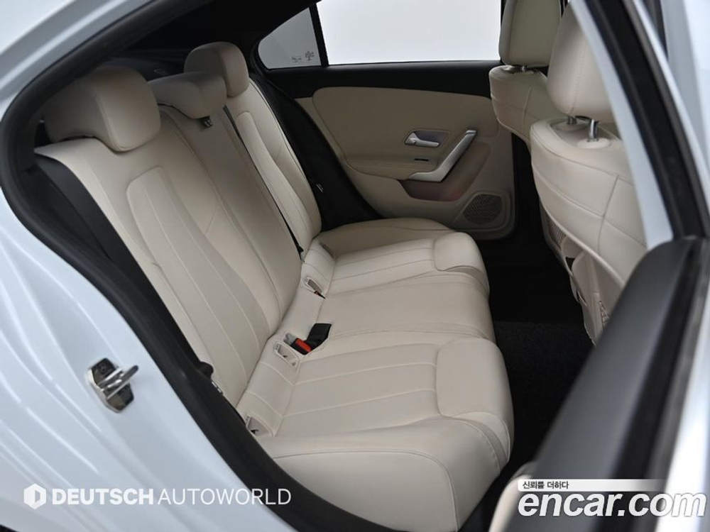 Mercedes-Benz A-Class W177 A250 4MATIC Sedan (06.2020)