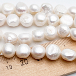 Жемчуг бусины, размер около 9,5-11 мм, цена за отрезок 17 см (1/2 нити)