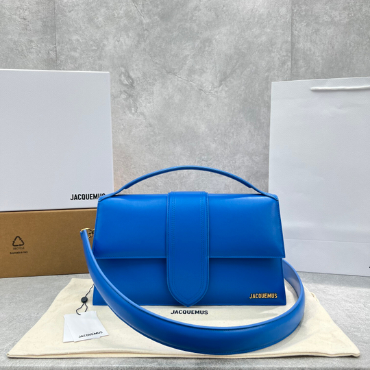 Jacquemus Le Bambinou 34 cm