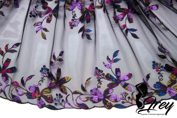 05-74 Вышивка на неэл. сетке 22 см, ночной сад, черный/фиолет