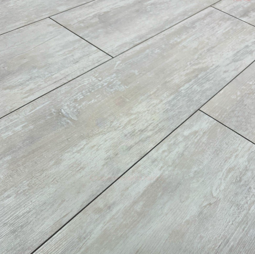 Ламинат Romantica Дуб Монблан 1380*190*8мм (2.098м2)