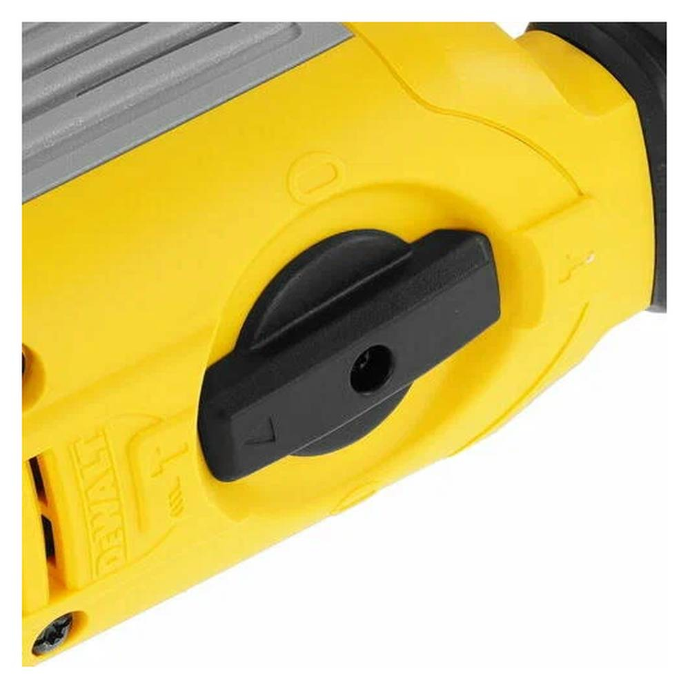 Перфоратор DeWalt D25614K