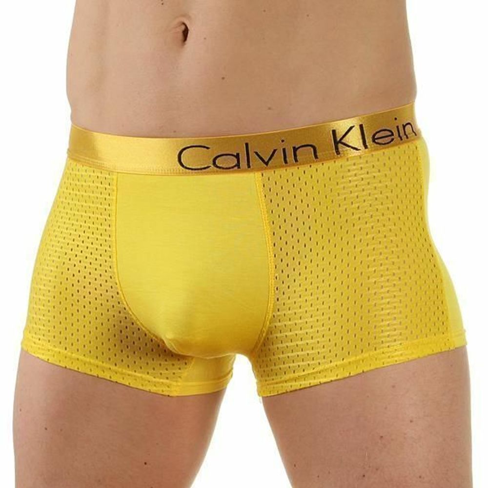 Мужские трусы боксеры желтые с золотистой резинкой Calvin Klein Bold Boxer со вставкой