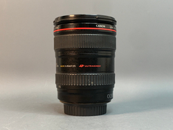 Canon EF 24-105 mm f/4 L IS USM