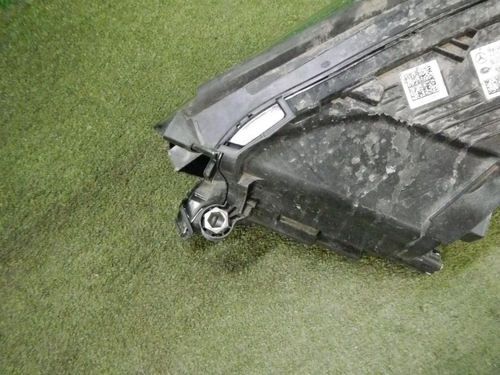 Фара правая Mercedes E W213 (2020-2023) LED