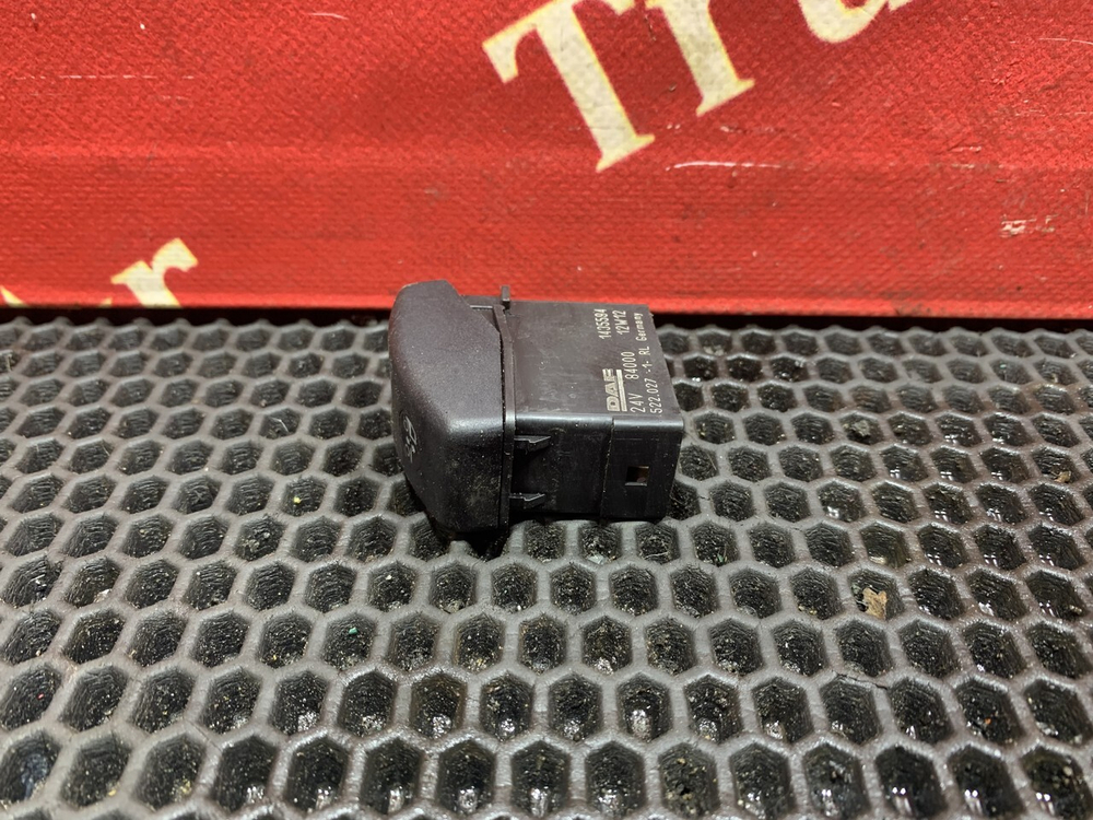 Кнопка управления подвеской