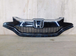 решетка радиатора Honda Fit GP5 GK3