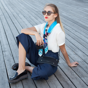 Женская сумка Julie Easy из натуральной кожи теленка черного цвета