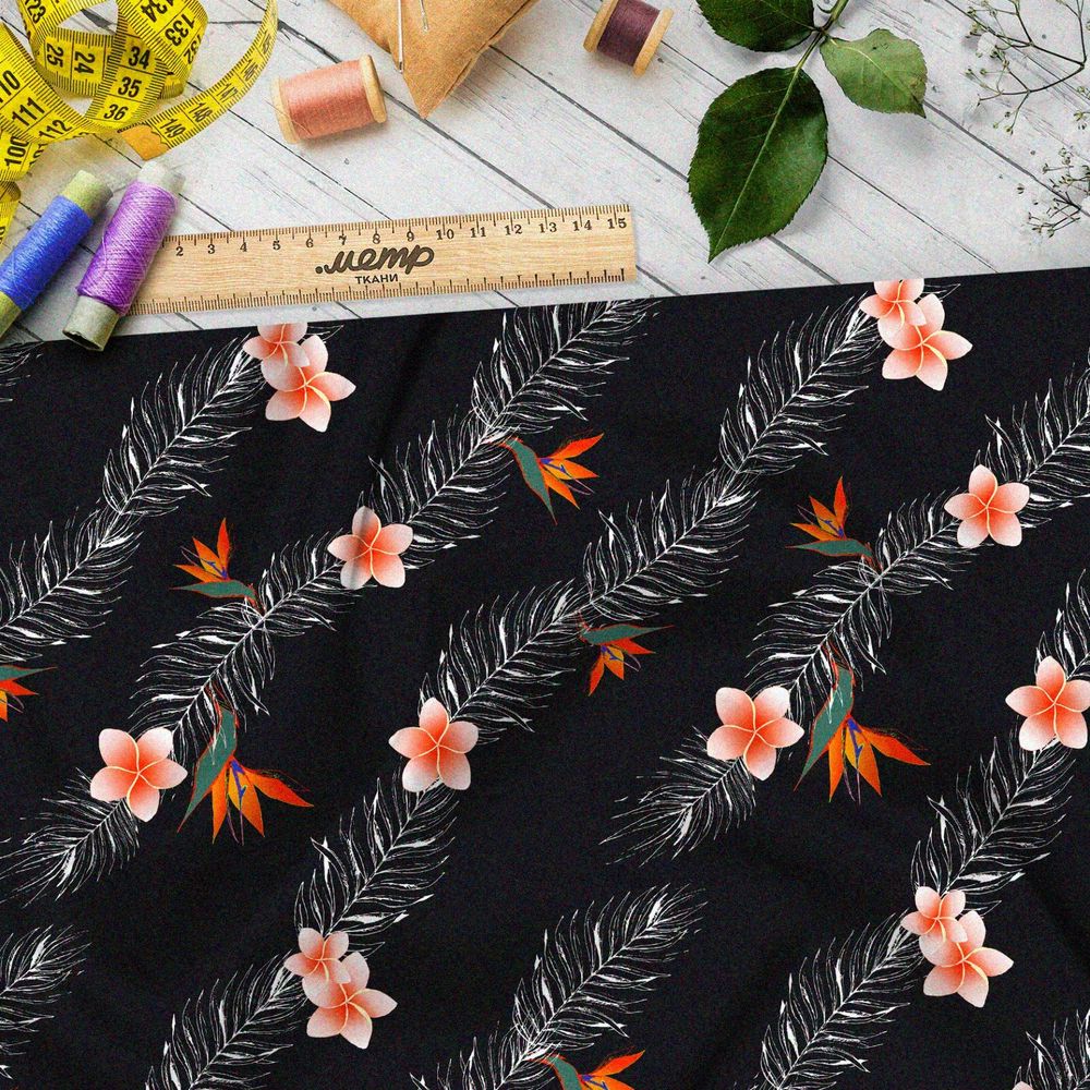 Ткань флис белые водоросли с цветком и кленовым листом