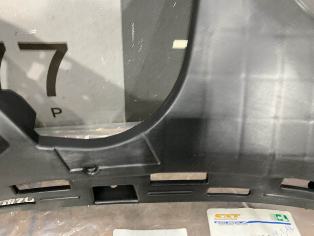 Кронштейн переднего бампера GLC (X253) Новый STMD53000B2