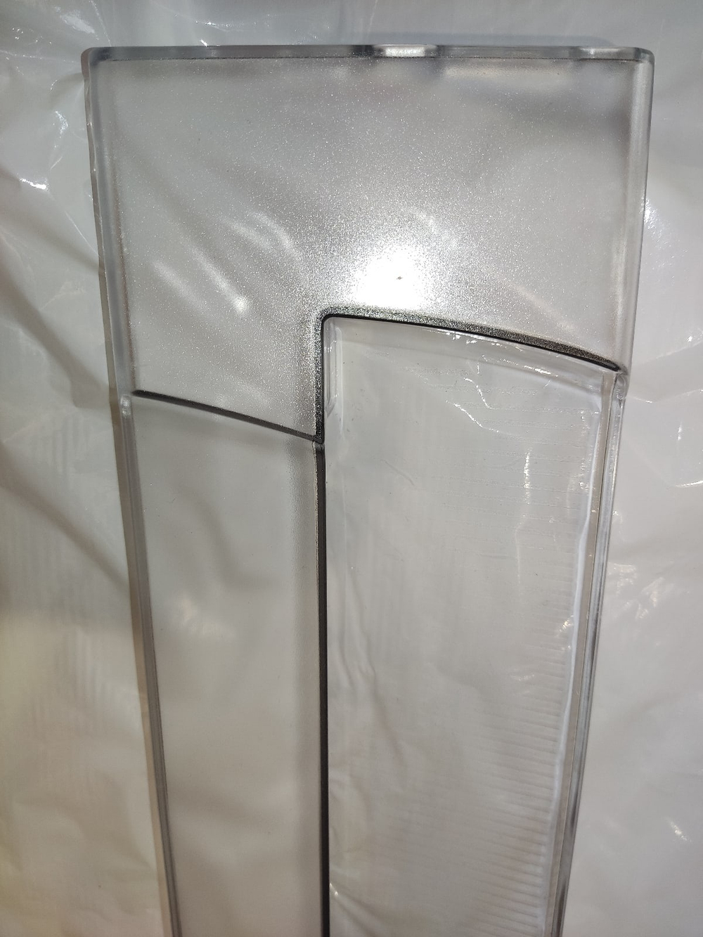 Щиток верхний (панель ящика) узкая морозильной камеры холодильников Indesit, Hotpoint-Ariston (C00856031, 856031)