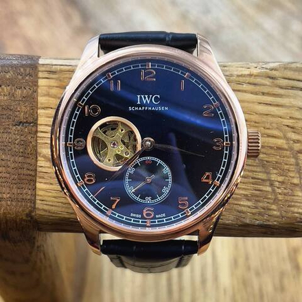 Часы IWC