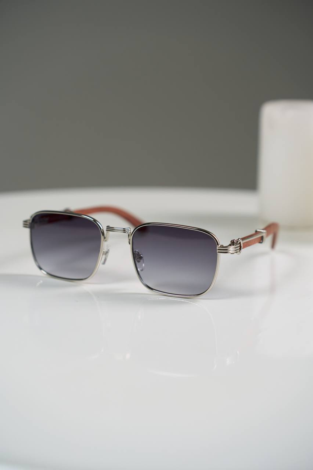 Солнцезащитные очки Cartier