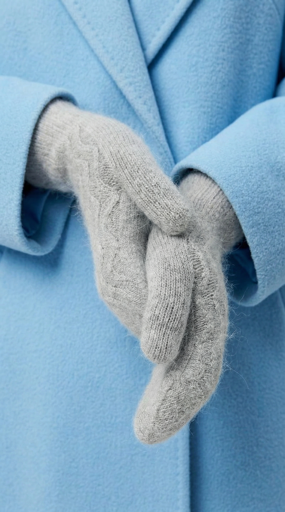 Варежки В021-03 серые