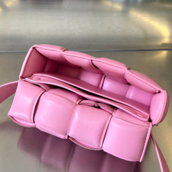 Bottega Veneta Mini Cassette 18 cm