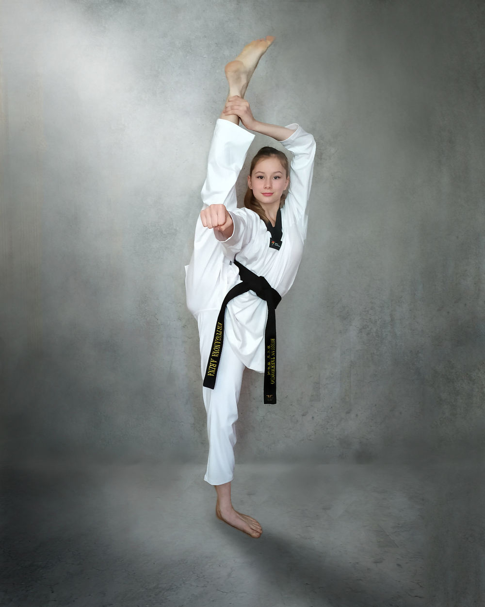 Добок WT Tusah Evo Uniform Female Dan