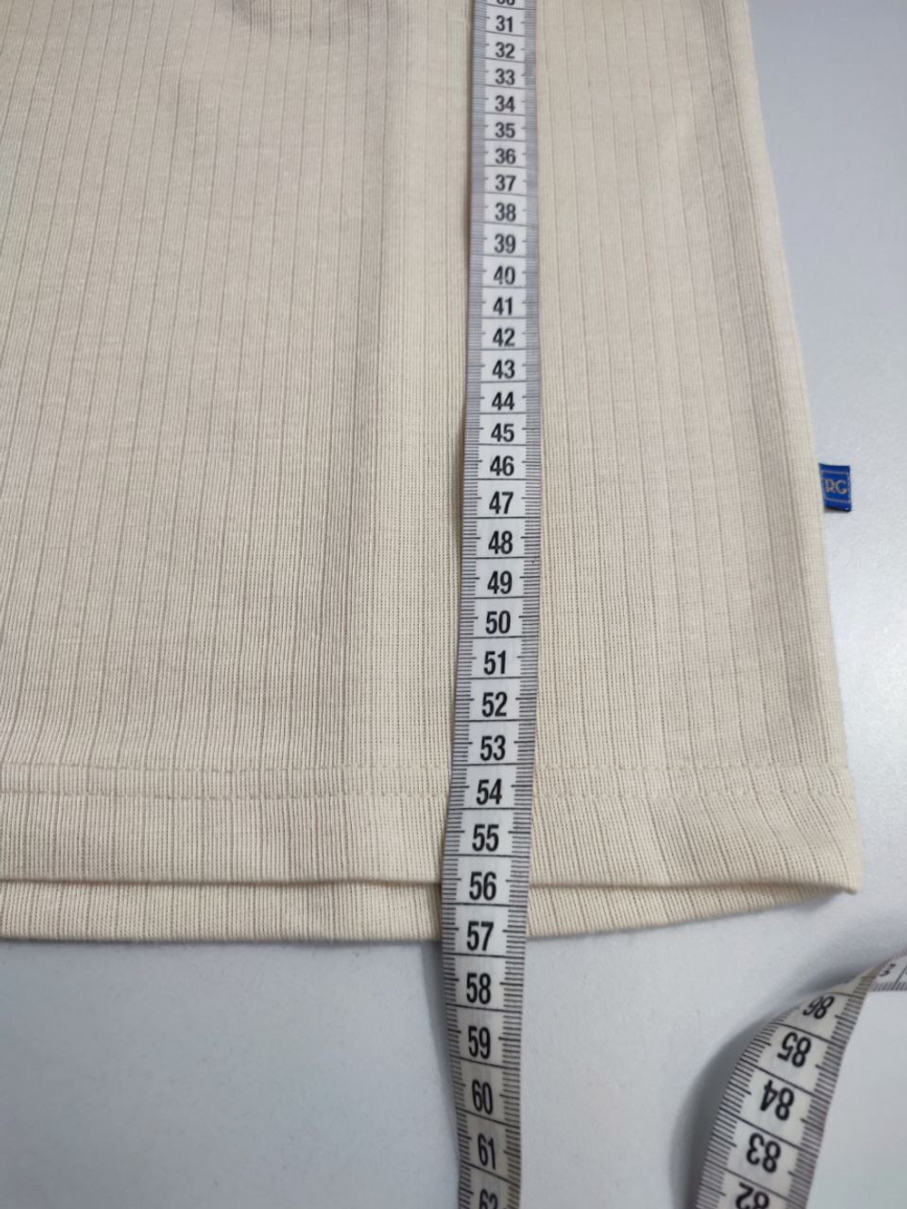 Футболка Royal Gold светлая на 5-6 лет