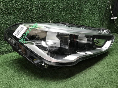 Битая Фара правая BMW X1 F48 (2015-2019) LED