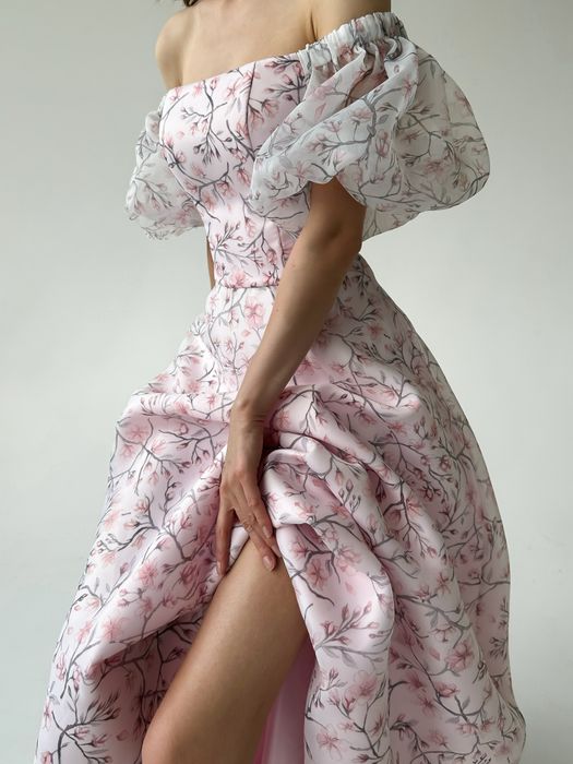 Нарядное/свадебное принтованное платье из органзы (сакура-розовый)