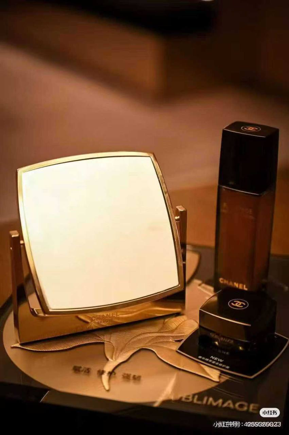 Зеркало CHANEL