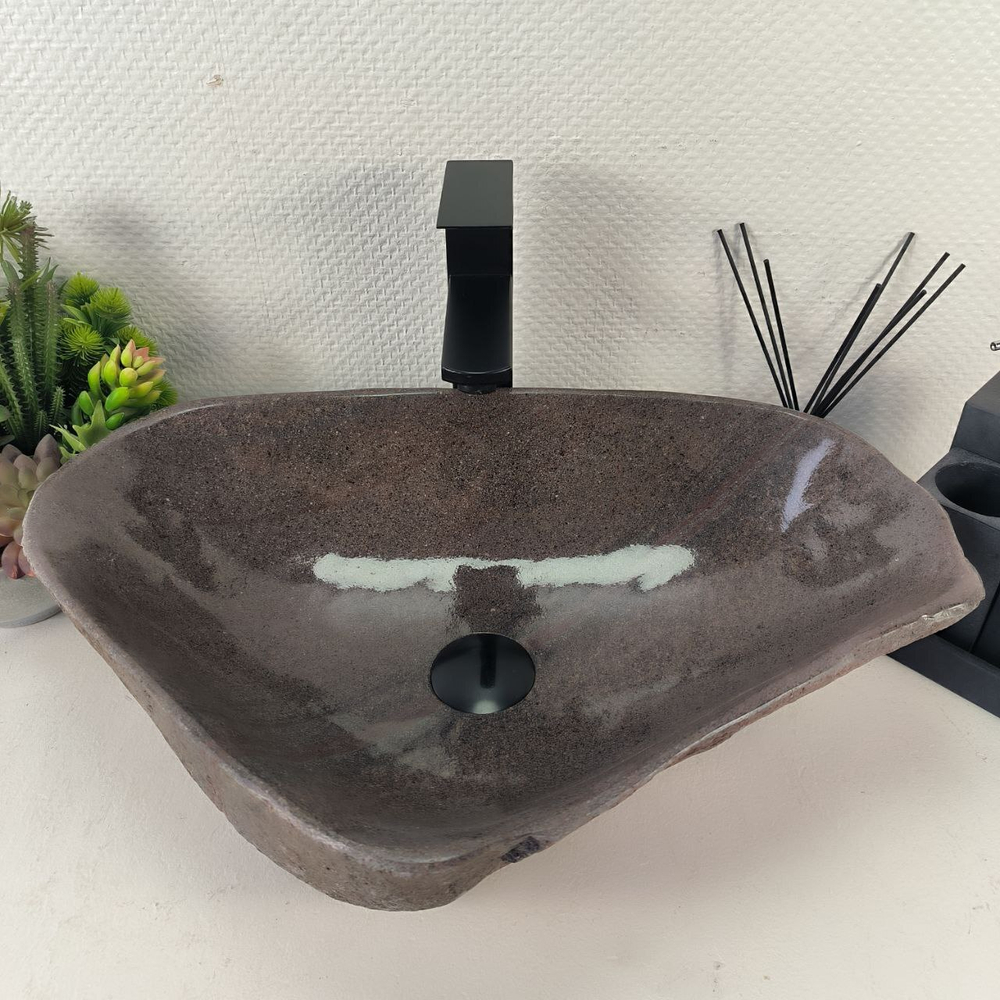 Раковина из речного камня RS-64988 54*37*15 0862