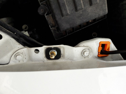 Упор (амортизатор) капота для Skoda Oсtavia 2 / A5 (2004-2013) Autoinnovation.11-02