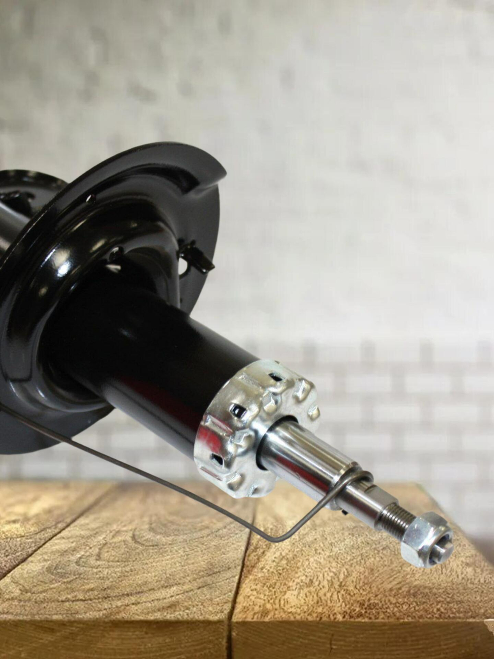 Амортизатор передний левый (Оригинал) 2905110U7300 JAC J7