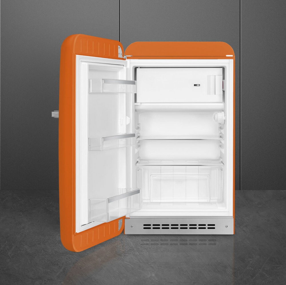 Отдельностоящий однодверный холодильник Smeg FAB10LOR6