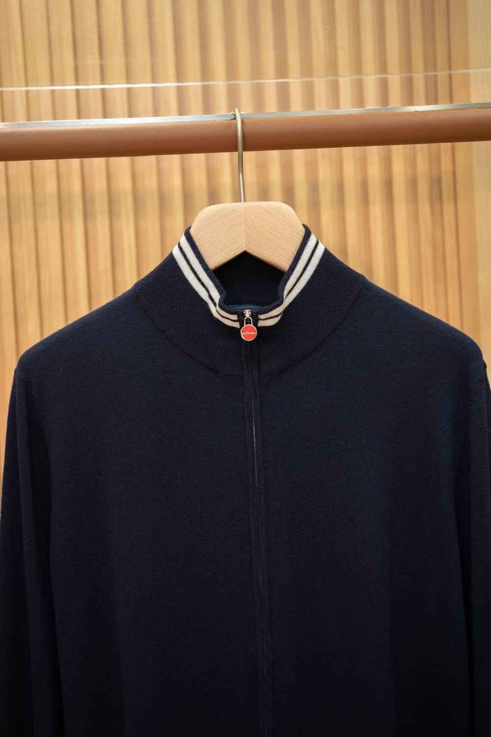 Кардиган Kiton