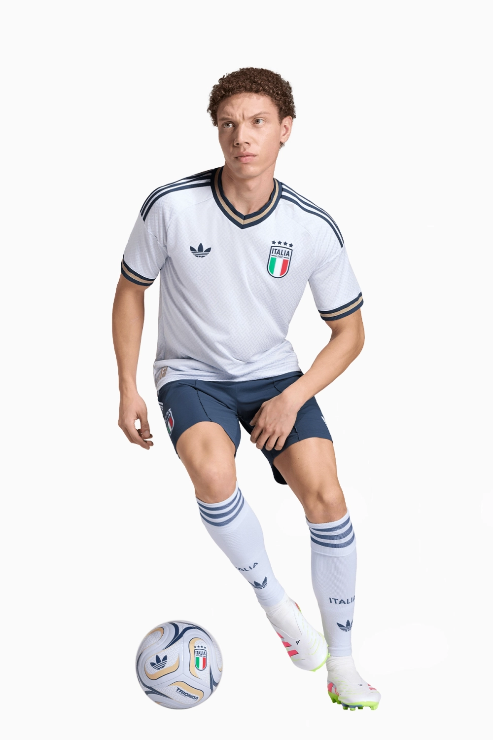 Футболка adidas Originals Италия 2026 Away Authentic - белый