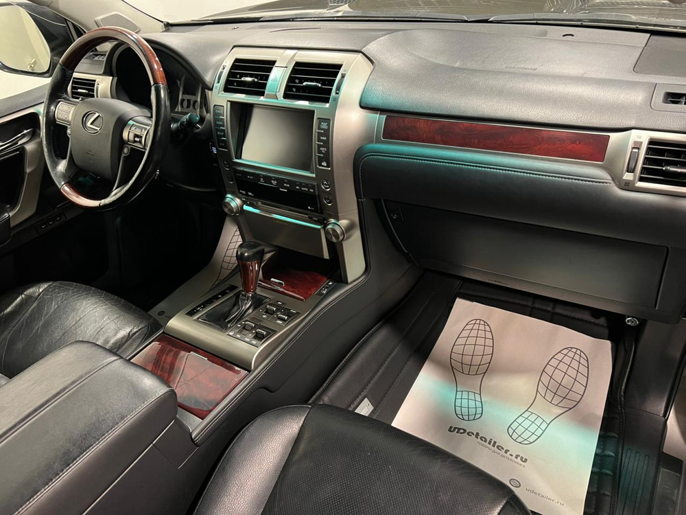 Lexus GX460 2012 год
