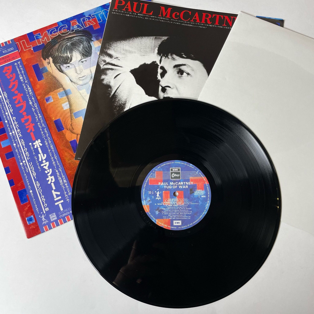 Винтажная виниловая пластинка LP Paul McCartney Tug Of War (Japan 1982) (Obi, Poster)