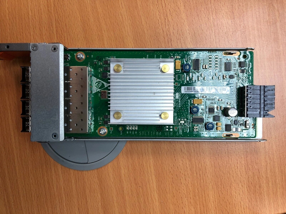 Модуль STL1IF84 Huawei 03022PFC S5600T 8GB FC