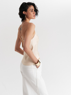 Топ с открытой спиной