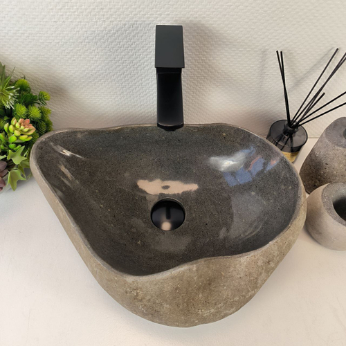 Раковина из речного камня RS-65373 46*33*15 0861