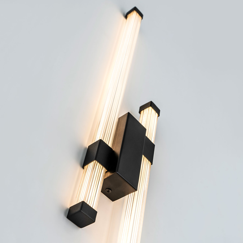Настенный светодиодный светильник LED4U L2240-750 BK