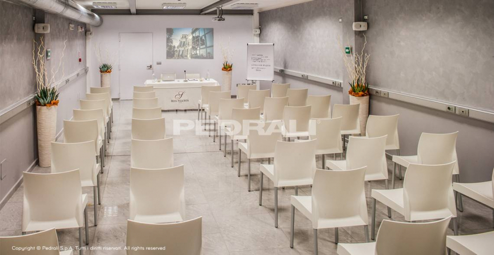 Стул пластиковый Ice