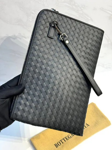Клатч кожаный Bottega Veneta