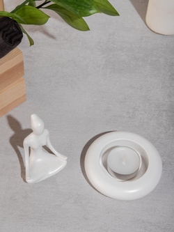 Статуэтка Йогиня и Подсвечник Круг