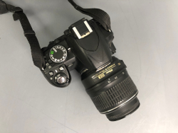 Nikon D3100 + kit 18-55mm 3.5-5.6G VR 48.000 кадров