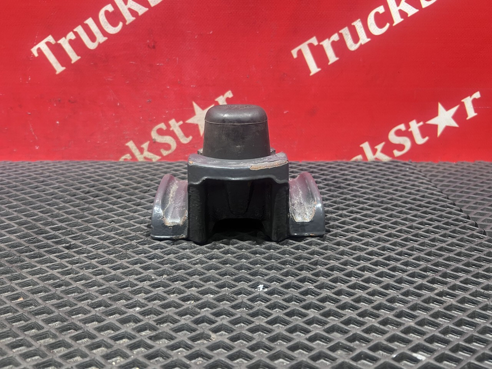 Отбойник рессоры передней 2021г