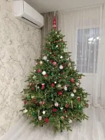 Елка с гирляндой встроенной «Сириус» (Литая хвоя) 270 см / 2,7 м