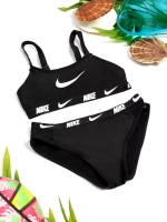 купальник раздельный спортивный топ и плаки для плавания